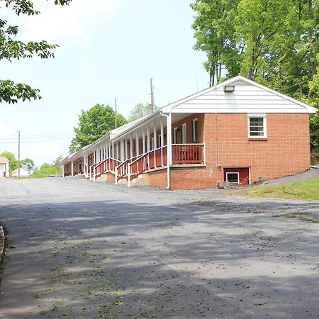 Penn Amish Motel Denver Exterior photo